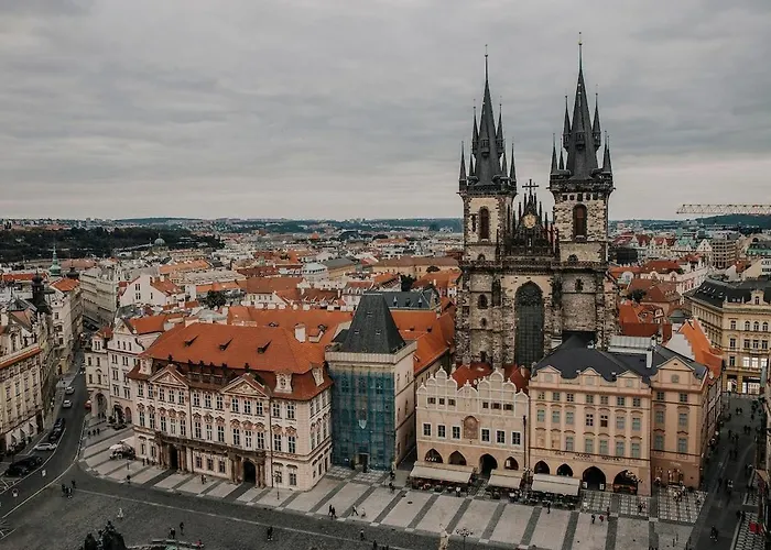 Cozy Navratilova * Πράγα
